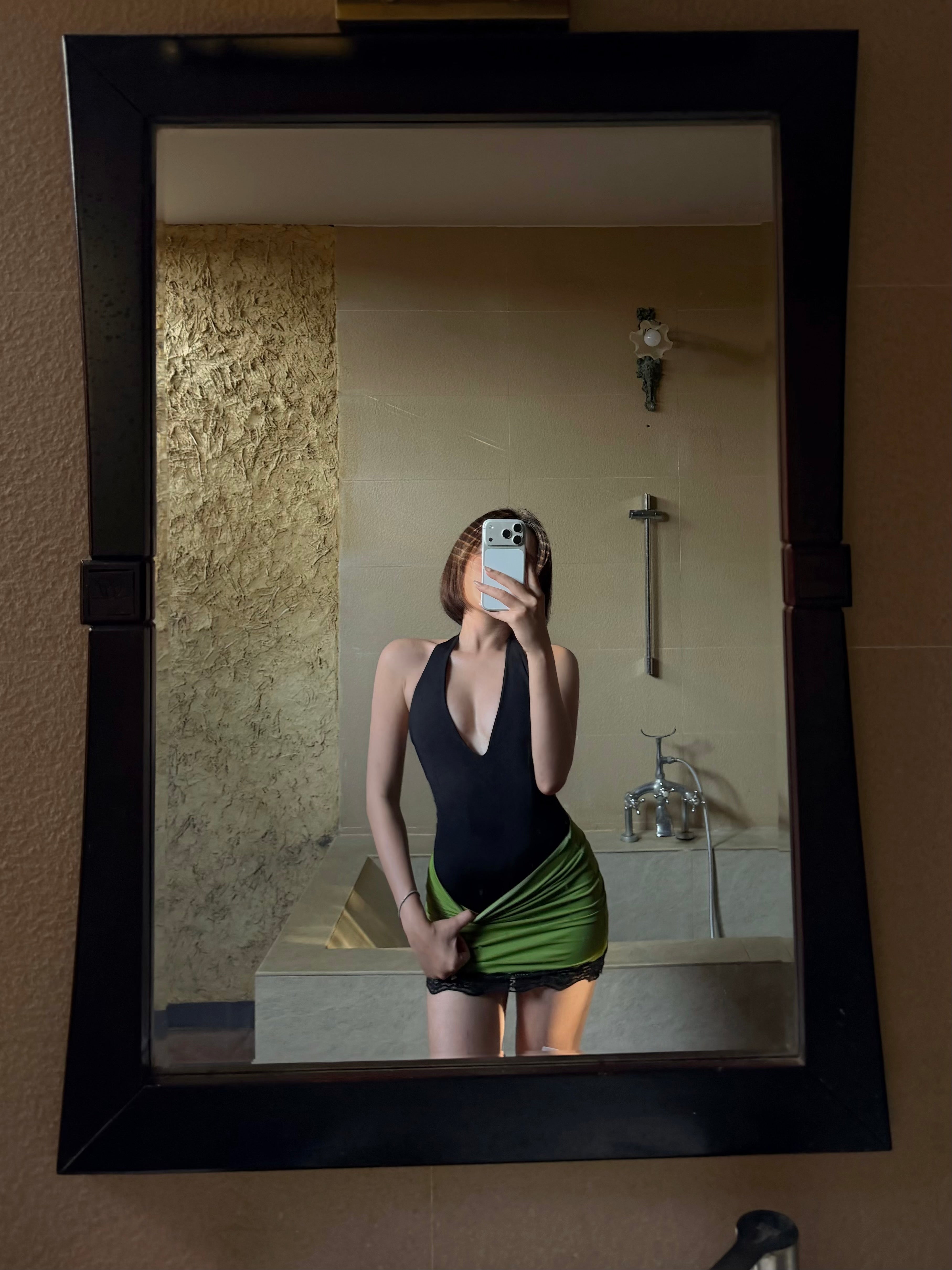 OLIVE MUSE SKIRT