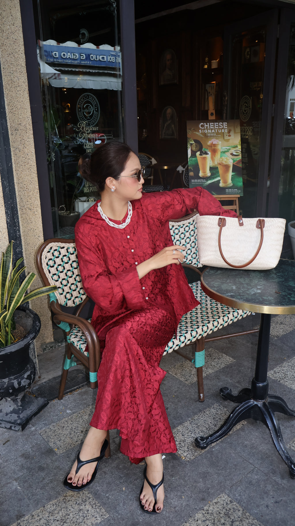 HẠNH PHÚC