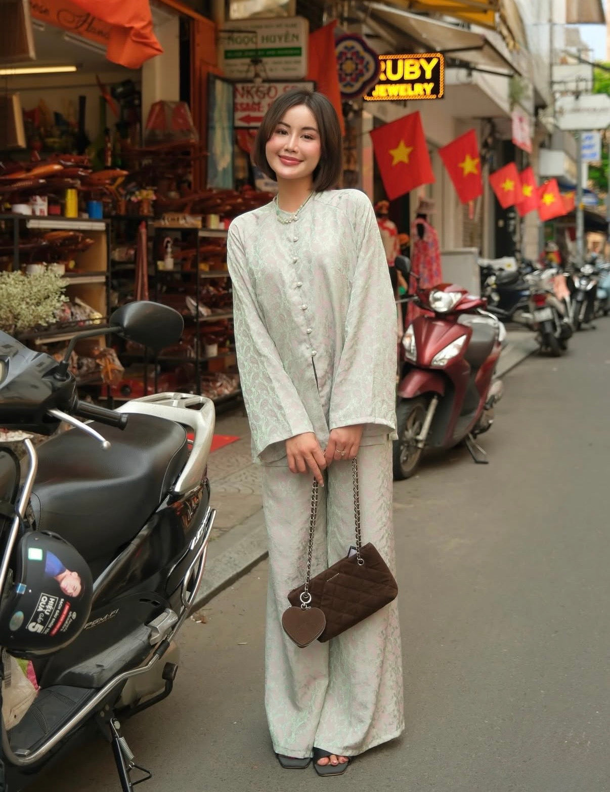 NGỌC XUÂN