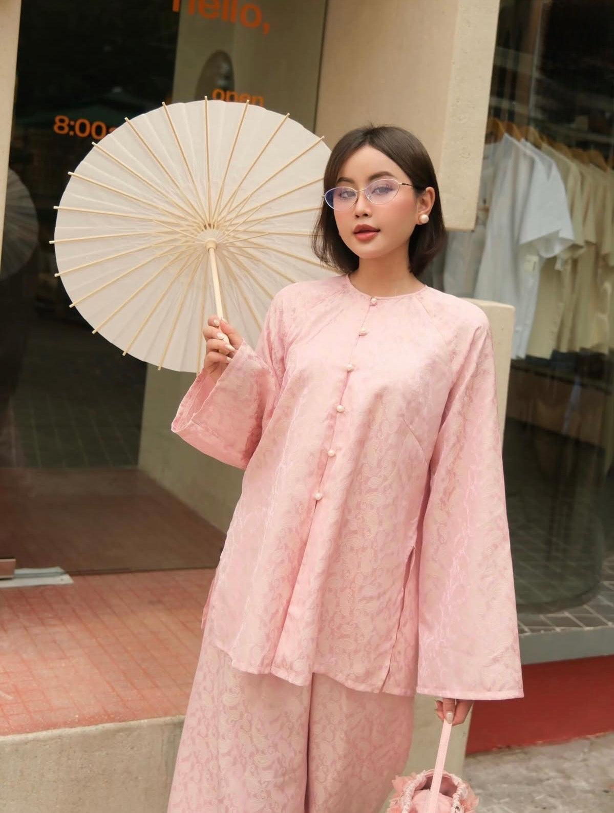 NGỌC NGÀ