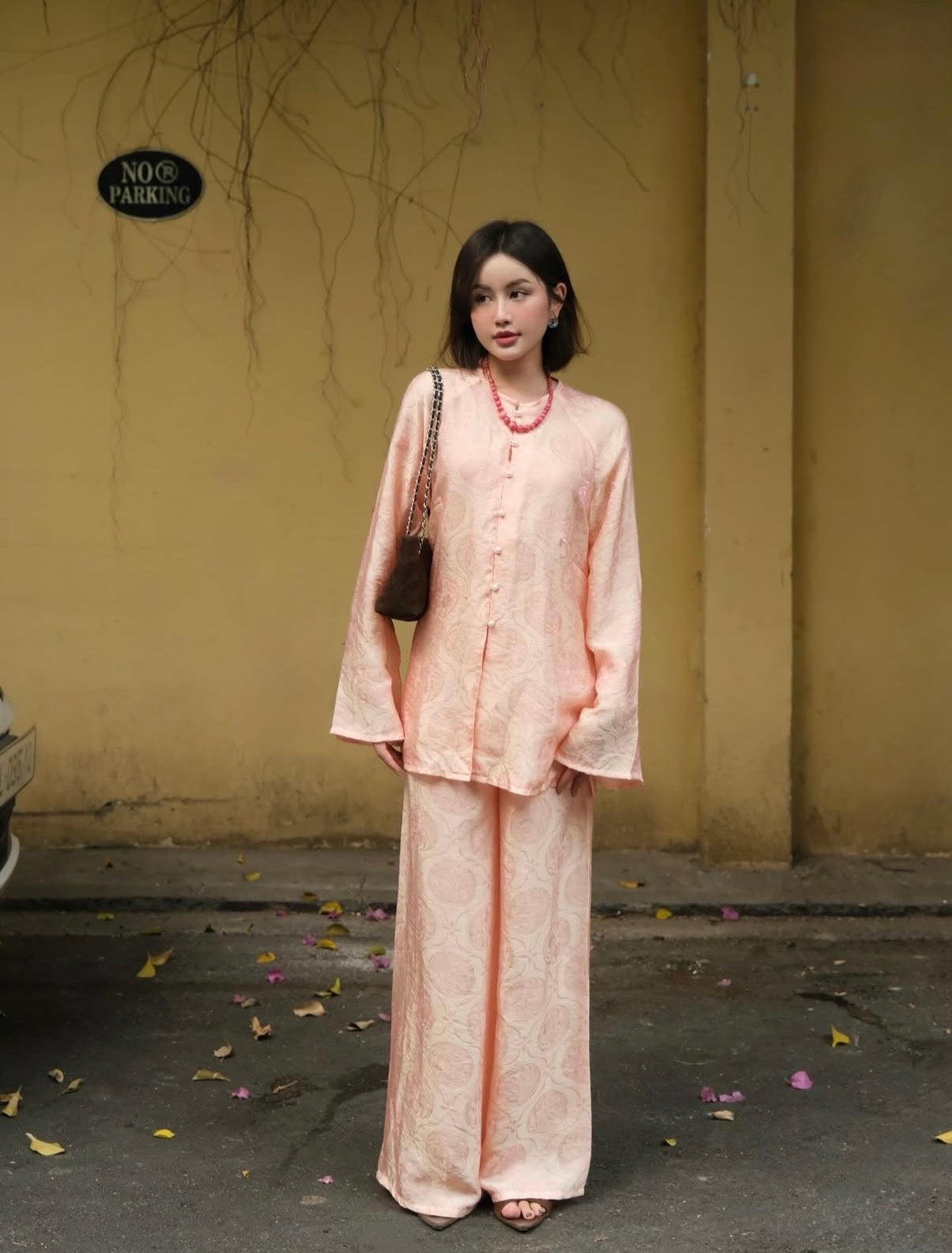 CAM UYỂN