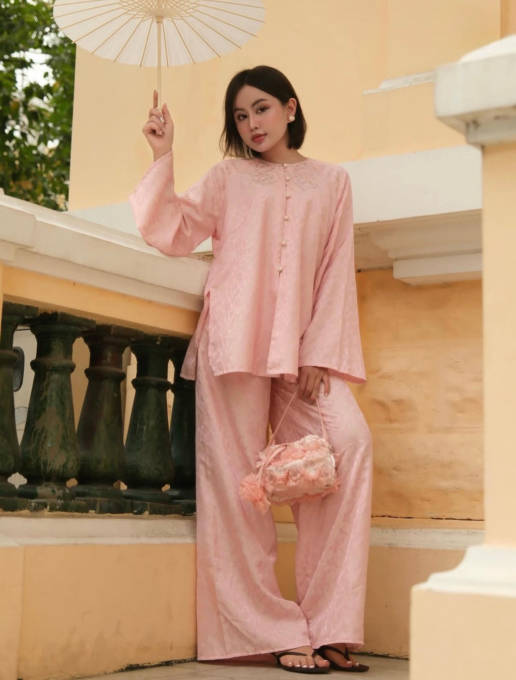 NGỌC NGÀ