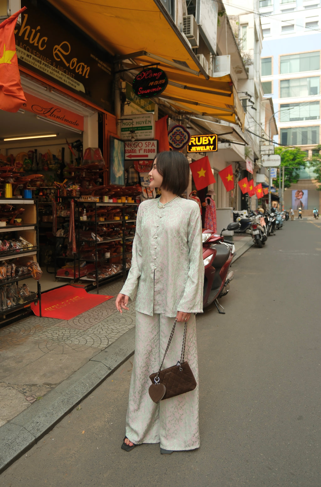 NGỌC XUÂN