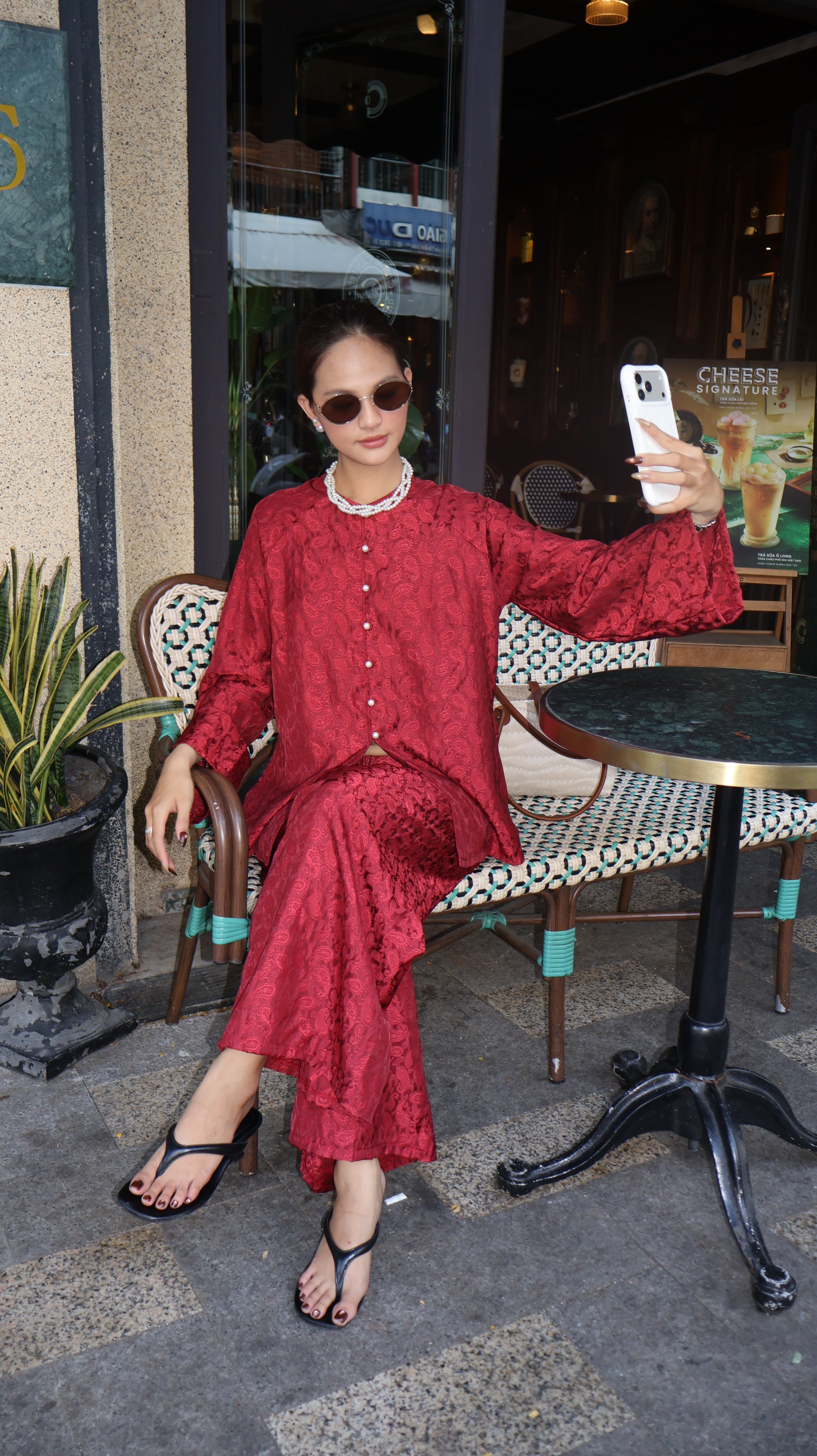 HẠNH PHÚC