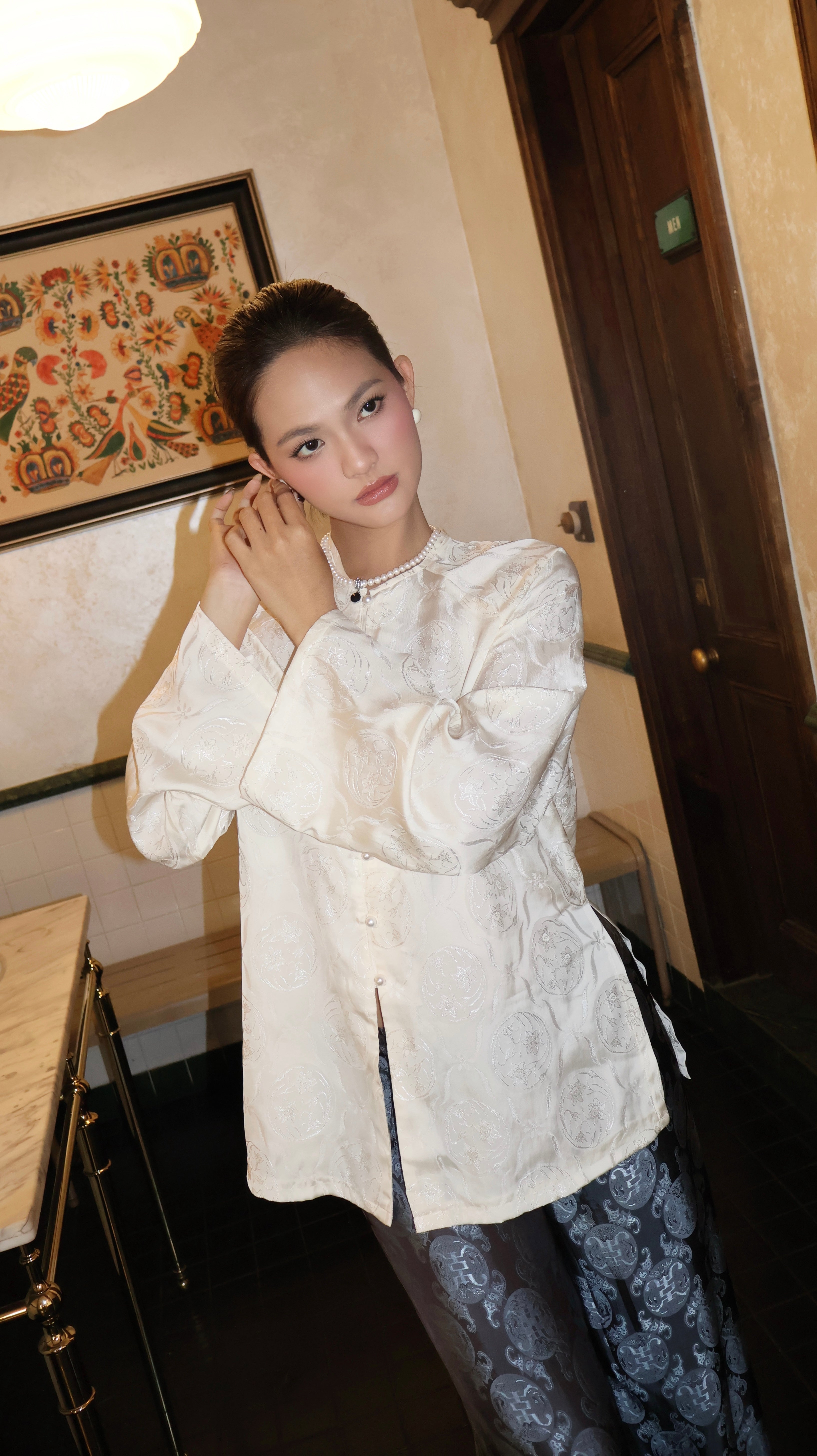 NGUYỆT KHÔI