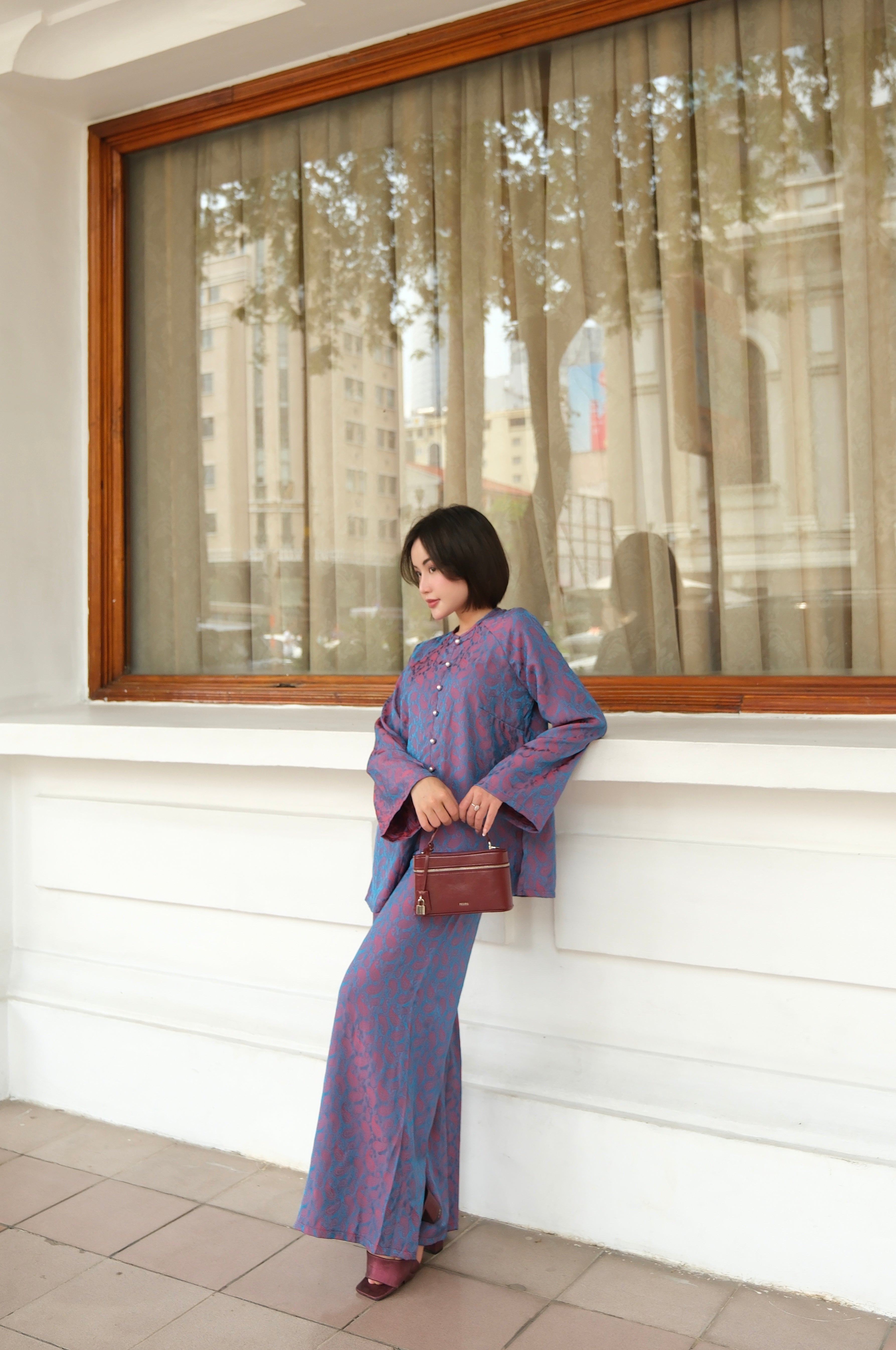 Soft Blossom Silk Set - Navy