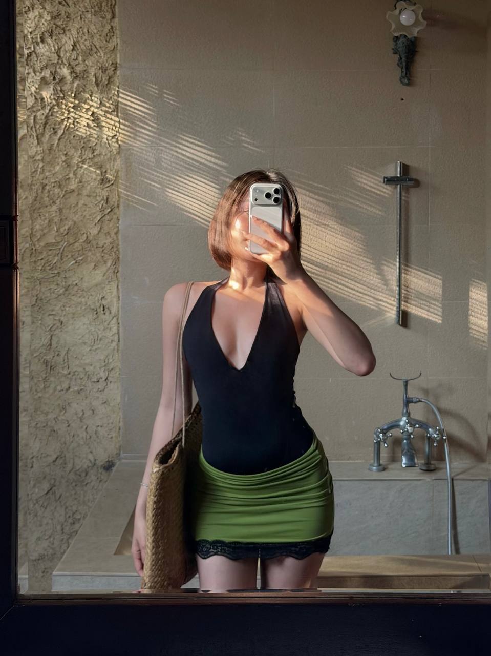 OLIVE MUSE SKIRT